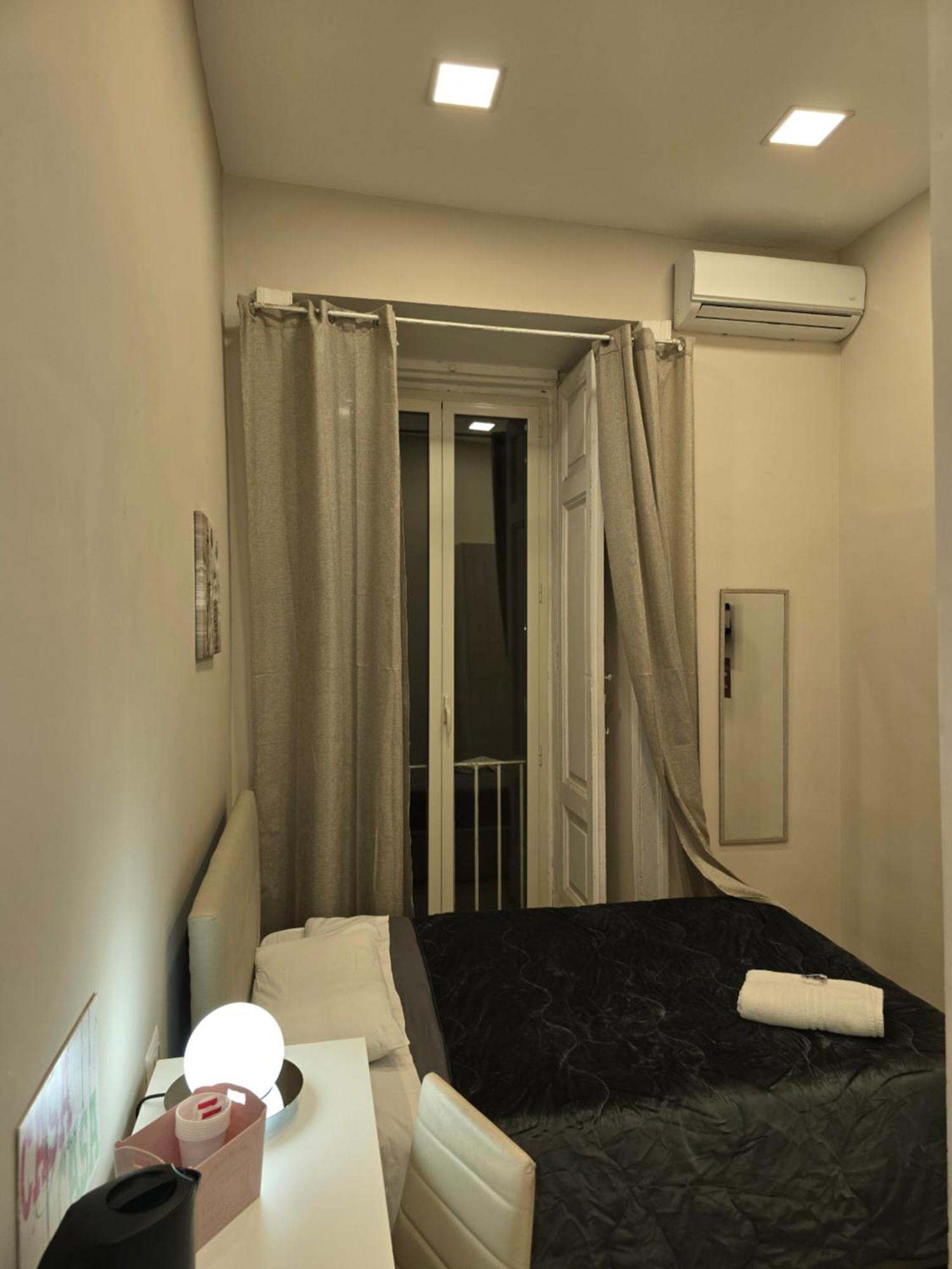 Residenza Esposito Hotel Naples Room photo